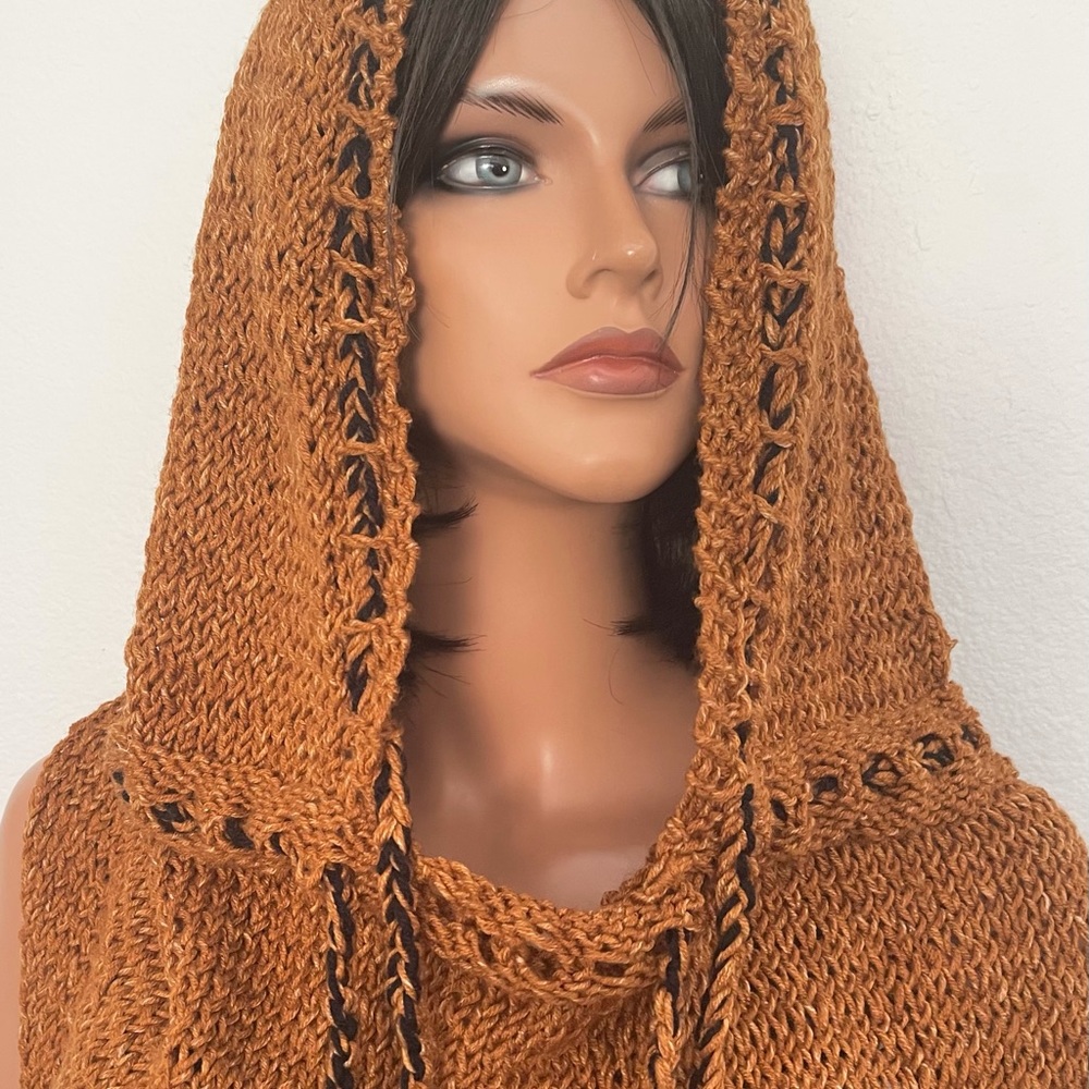Hand Knits 2 Love Hoodie Shawl Tassel Bead Designe